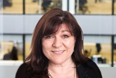 Caroline Jones